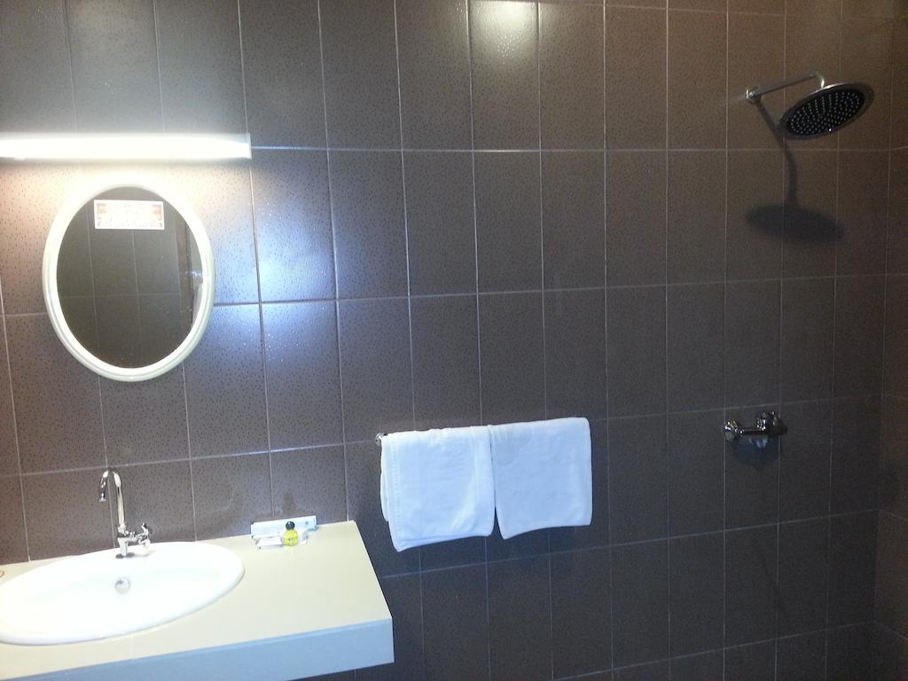 Hotel Fortuna Surabaya Eksteriør billede