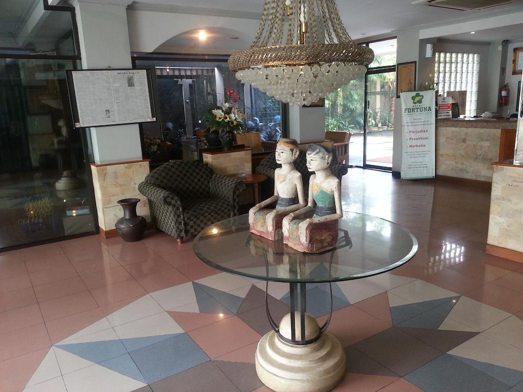 Hotel Fortuna Surabaya Eksteriør billede